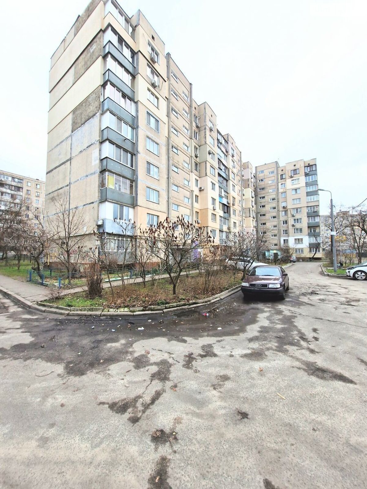 Продаж трикімнатної квартири в Києві, на вул. Прирічна 9А, район Оболонь фото 1 Продаж трикімнатної квартири в Києві, на вул. Прирічна 9А, район Оболонь фото 1