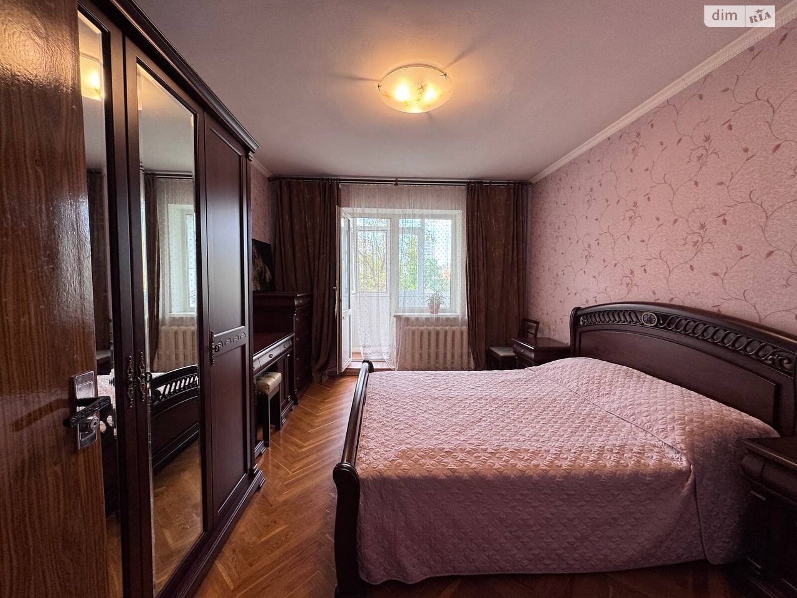 Продажа трехкомнатной квартиры в Киеве, на ул. Северная 32, район Оболонь фото 1 Продажа трехкомнатной квартиры в Киеве, на ул. Северная 32, район Оболонь фото 1
