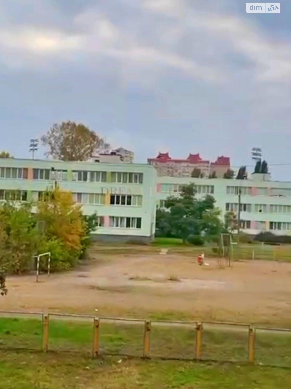 Продаж однокімнатної квартири в Києві, на вул. Північна 48, район undefined фото 1