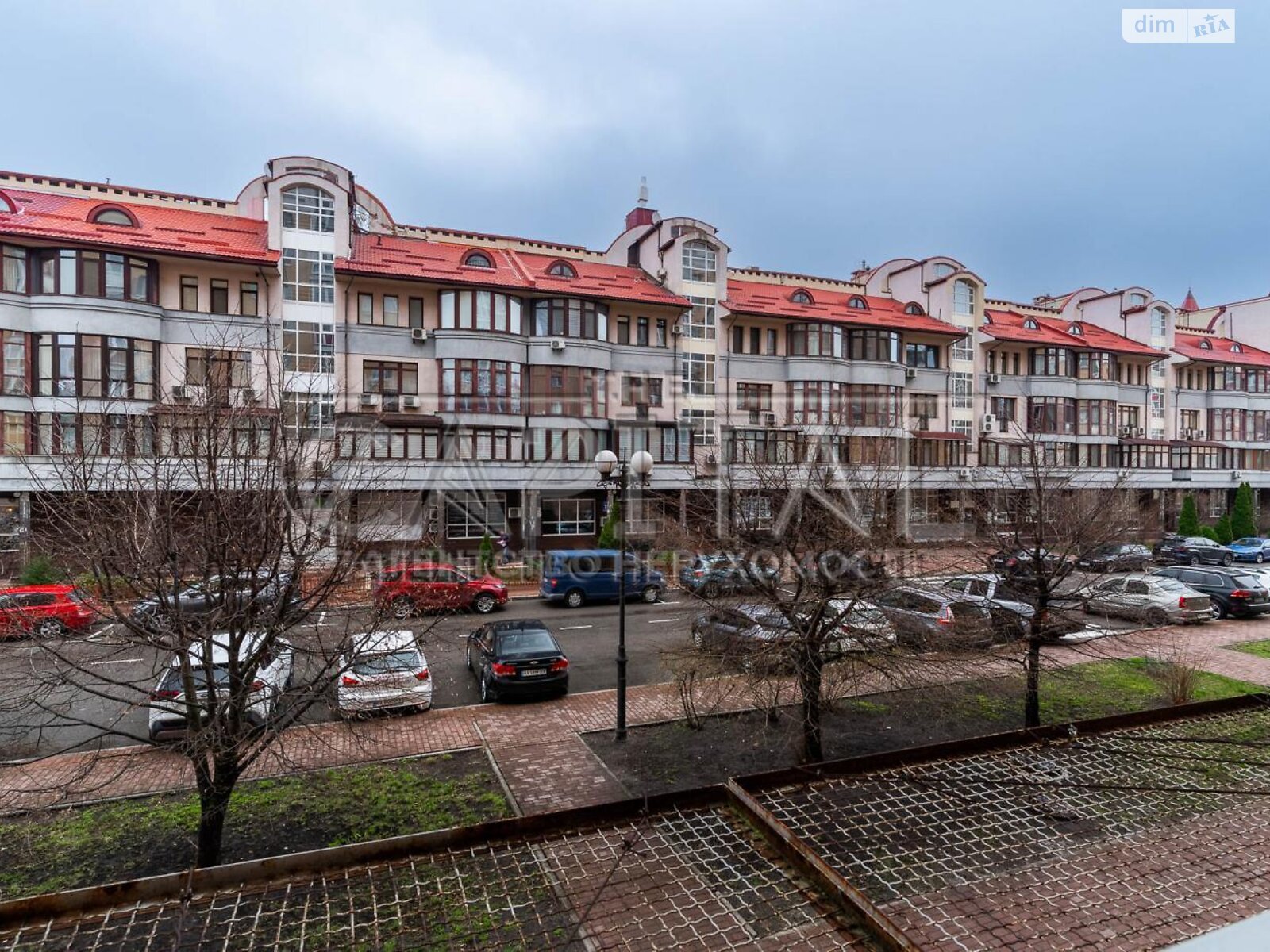 Продажа четырехкомнатной квартиры в Киеве, на просп. Владимира Ивасюка 8, район Оболонь фото 1 Продажа четырехкомнатной квартиры в Киеве, на просп. Владимира Ивасюка 8, район Оболонь фото 1