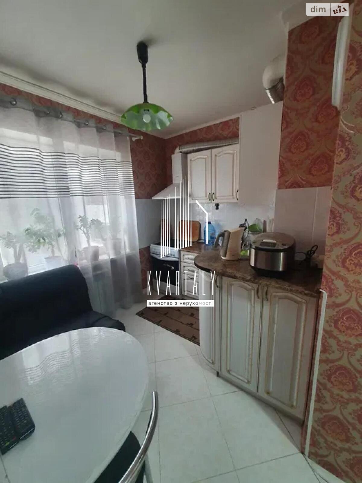 Продаж трикімнатної квартири в Києві, на просп. Володимира Івасюка 39А, район Оболонь фото 1 Продаж трикімнатної квартири в Києві, на просп. Володимира Івасюка 39А, район Оболонь фото 1