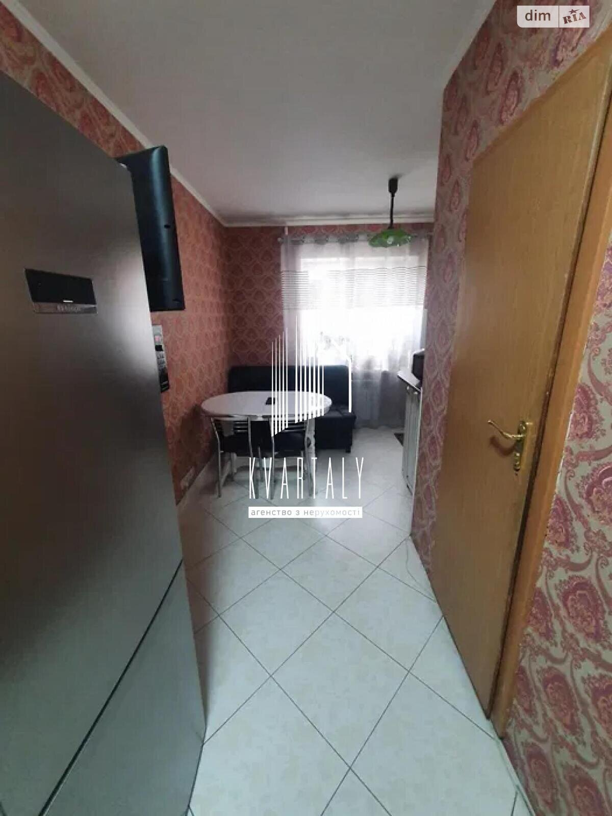 Продаж трикімнатної квартири в Києві, на просп. Володимира Івасюка 39А, район Оболонь фото 1 Продаж трикімнатної квартири в Києві, на просп. Володимира Івасюка 39А, район Оболонь фото 1