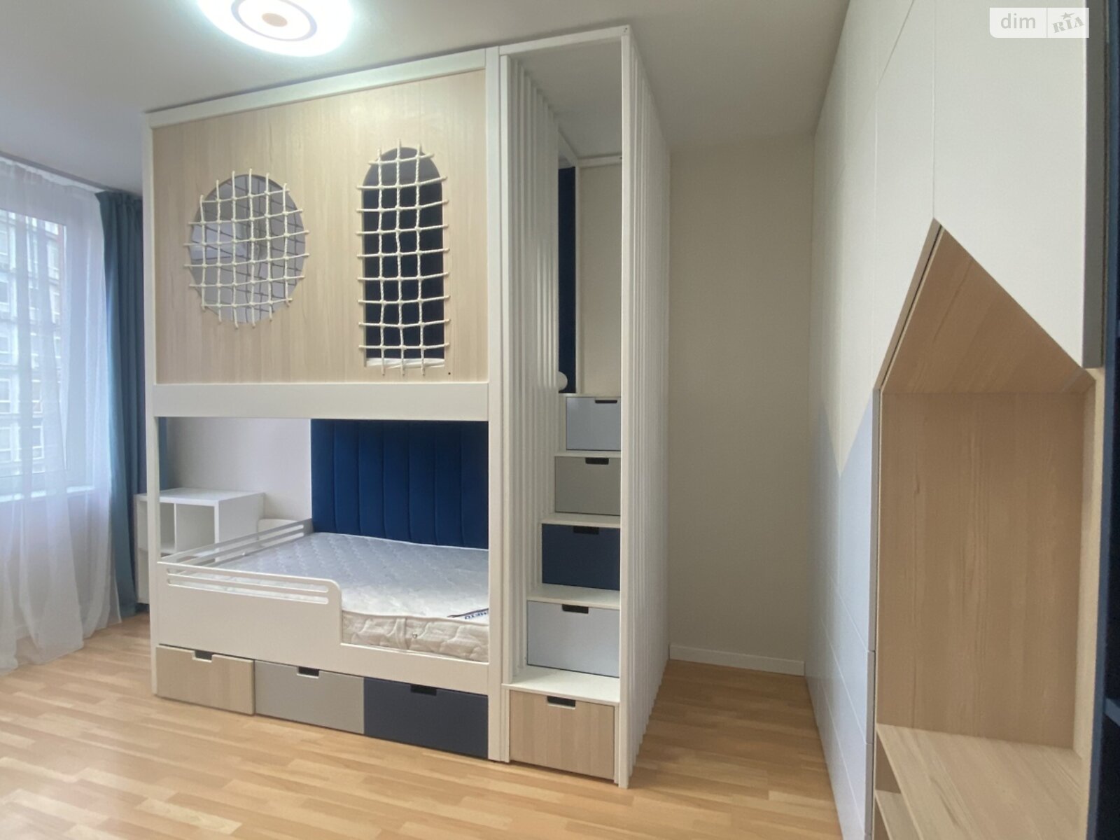 Продажа четырехкомнатной квартиры в Киеве, на просп. Владимира Ивасюка, кв. 69, район Оболонь фото 1 Продажа четырехкомнатной квартиры в Киеве, на просп. Владимира Ивасюка, кв. 69, район Оболонь фото 1