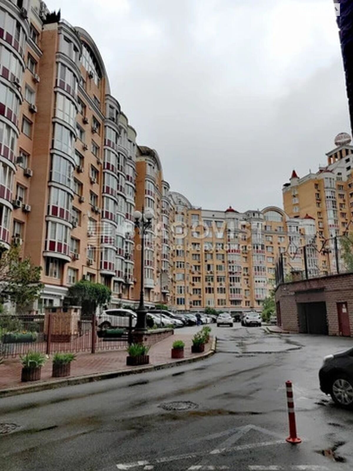 Продаж трикімнатної квартири в Києві, на просп. Володимира Івасюка 8 корпус 2, район Оболонь фото 1 Продаж трикімнатної квартири в Києві, на просп. Володимира Івасюка 8 корпус 2, район Оболонь фото 1