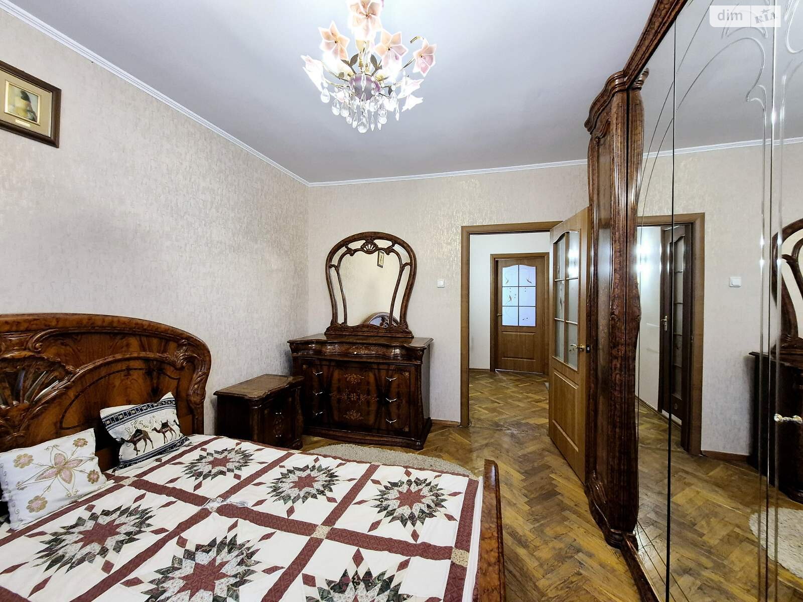 Продаж трикімнатної квартири в Києві, на просп. Володимира Івасюка 63А, район Оболонь фото 1 Продаж трикімнатної квартири в Києві, на просп. Володимира Івасюка 63А, район Оболонь фото 1