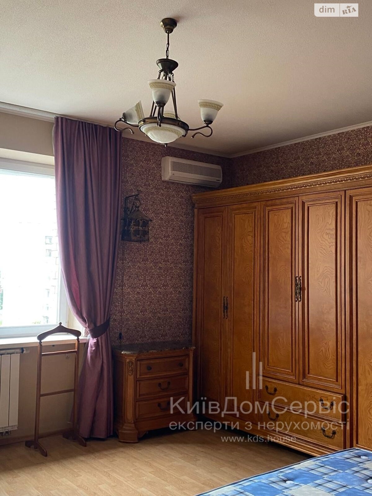 Продаж чотирикімнатної квартири в Києві, на просп. Володимира Івасюка 6 корпус 6, район Оболонь фото 1 Продаж чотирикімнатної квартири в Києві, на просп. Володимира Івасюка 6 корпус 6, район Оболонь фото 1