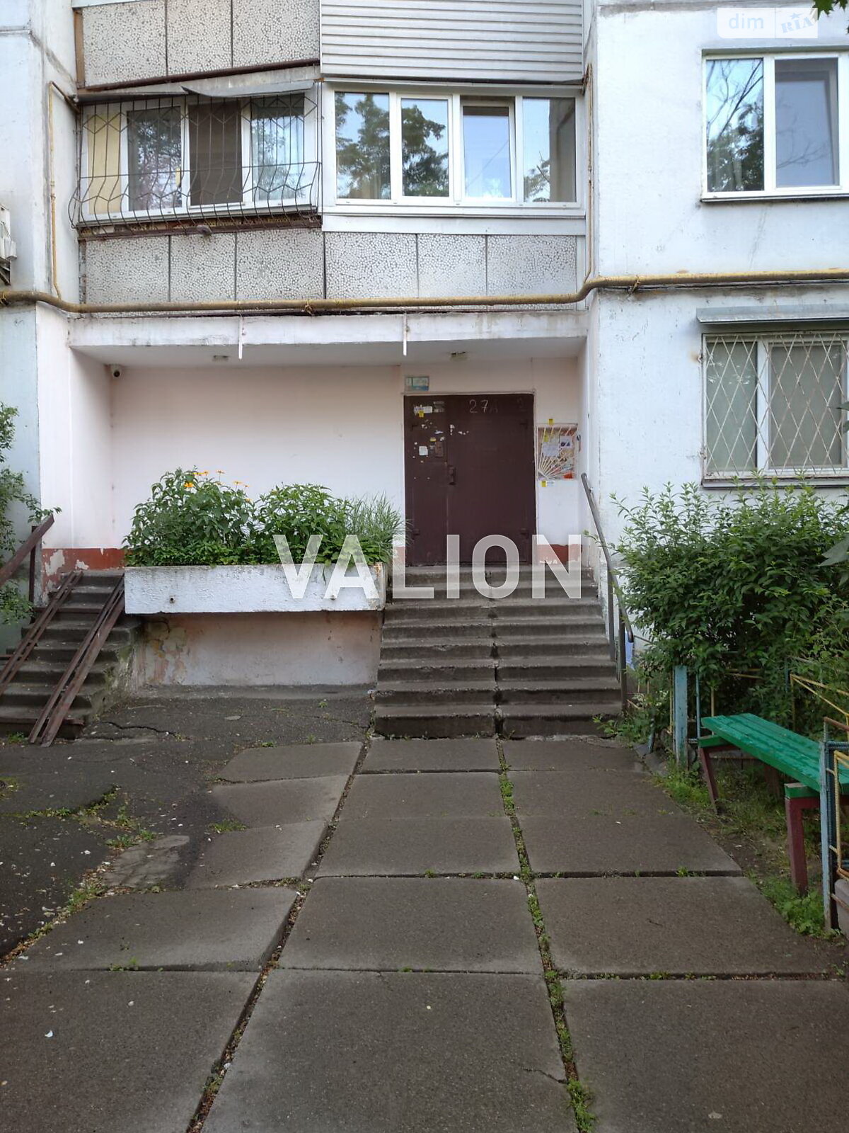 Продаж трикімнатної квартири в Києві, на просп. Володимира Івасюка 27А, район Оболонь фото 1 Продаж трикімнатної квартири в Києві, на просп. Володимира Івасюка 27А, район Оболонь фото 1