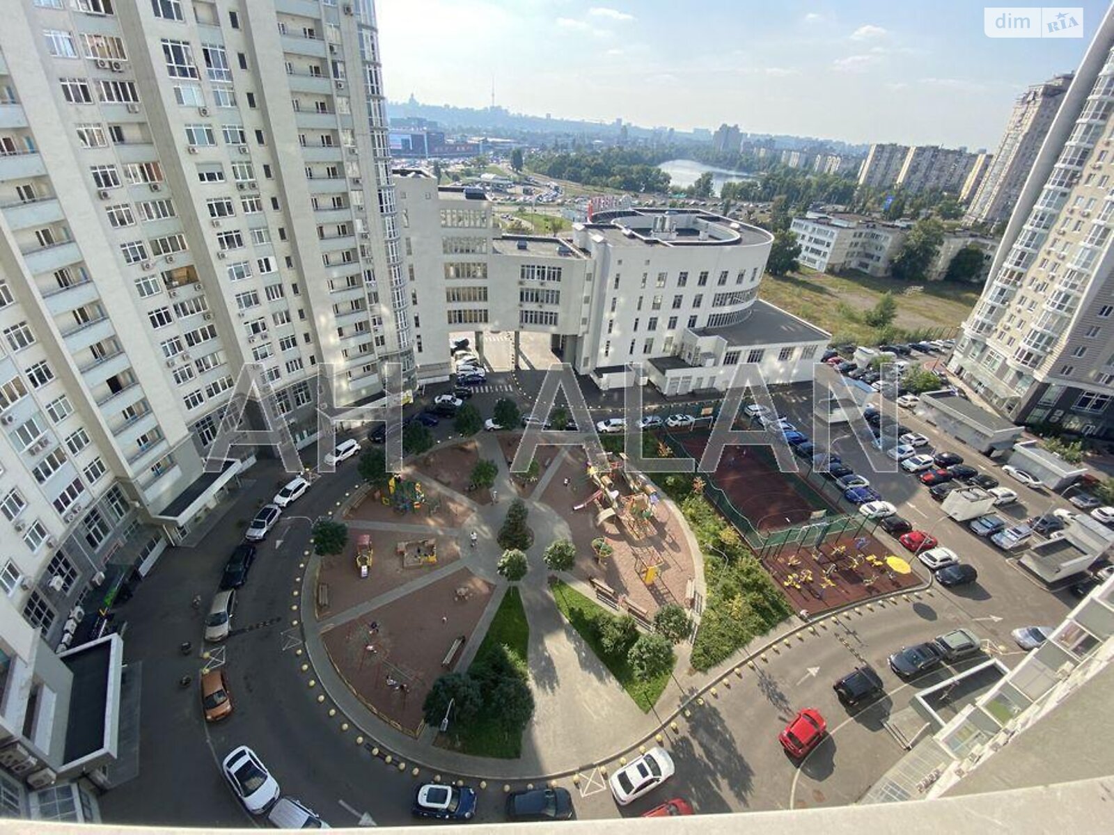 Продаж чотирикімнатної квартири в Києві, на просп. Володимира Івасюка 2Д, район Оболонь фото 1 Продаж чотирикімнатної квартири в Києві, на просп. Володимира Івасюка 2Д, район Оболонь фото 1