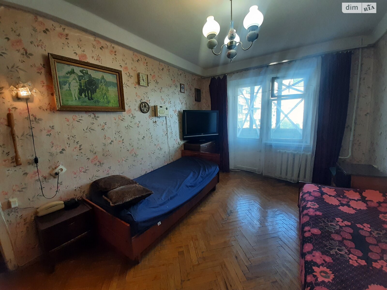 Продажа трехкомнатной квартиры в Киеве, на просп. Владимира Ивасюка 7Б, район Оболонь фото 1