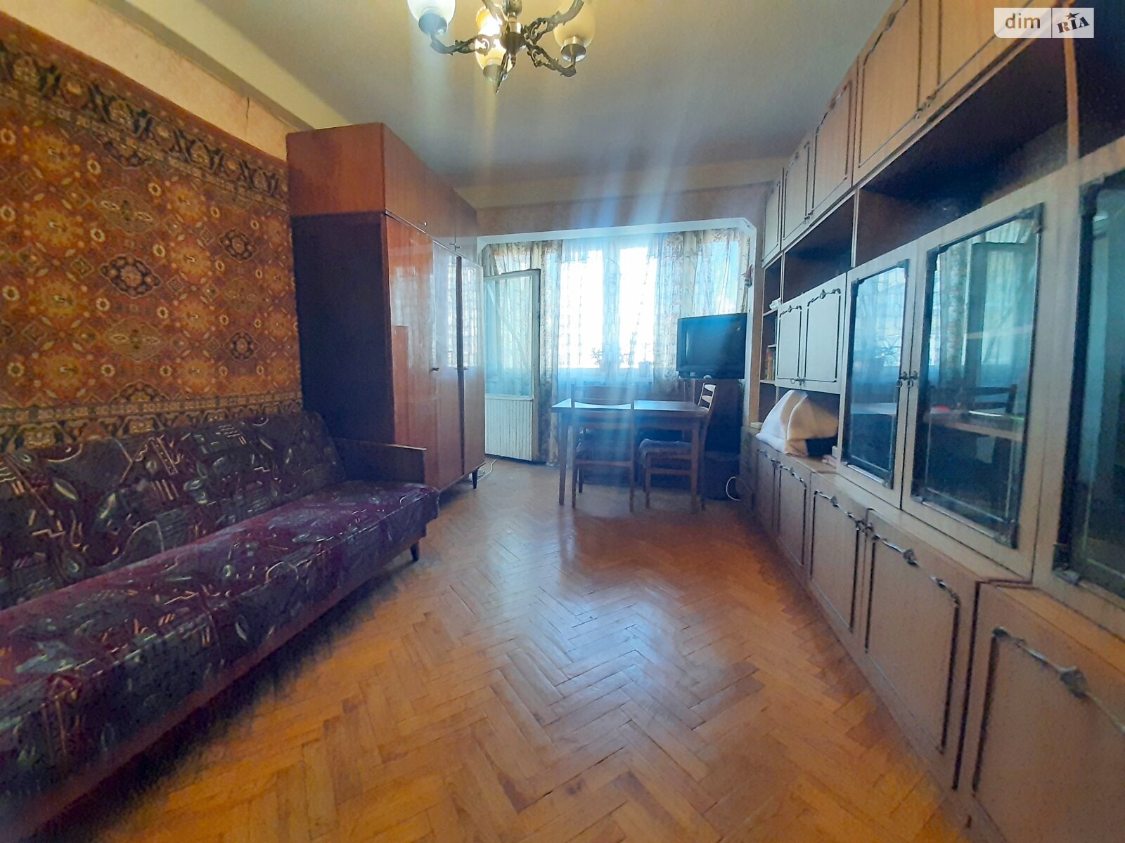 Продажа трехкомнатной квартиры в Киеве, на просп. Владимира Ивасюка 7Б, район Оболонь фото 1