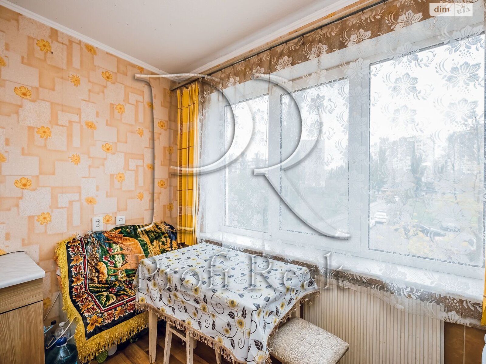 Продажа трехкомнатной квартиры в Киеве, на просп. Владимира Ивасюка 17, район Оболонь фото 1