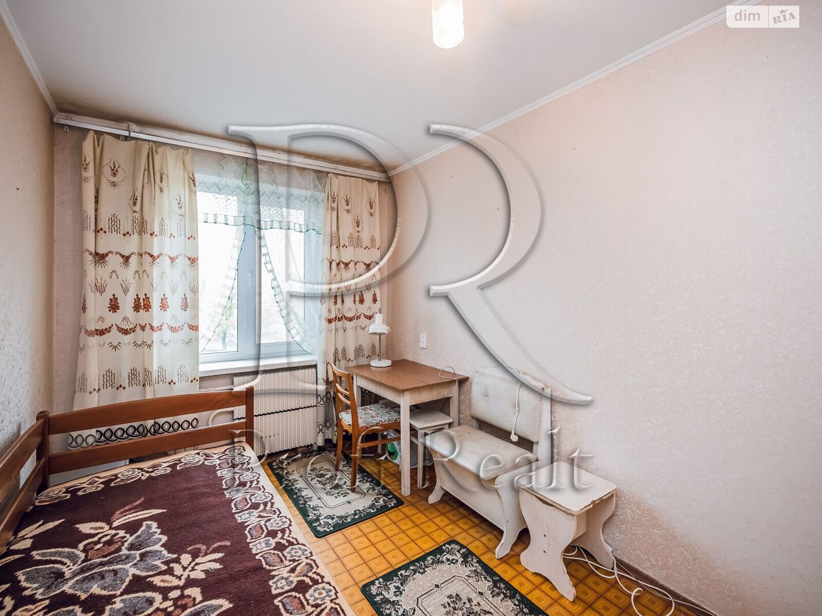 Продажа трехкомнатной квартиры в Киеве, на просп. Владимира Ивасюка 17, район Оболонь фото 1