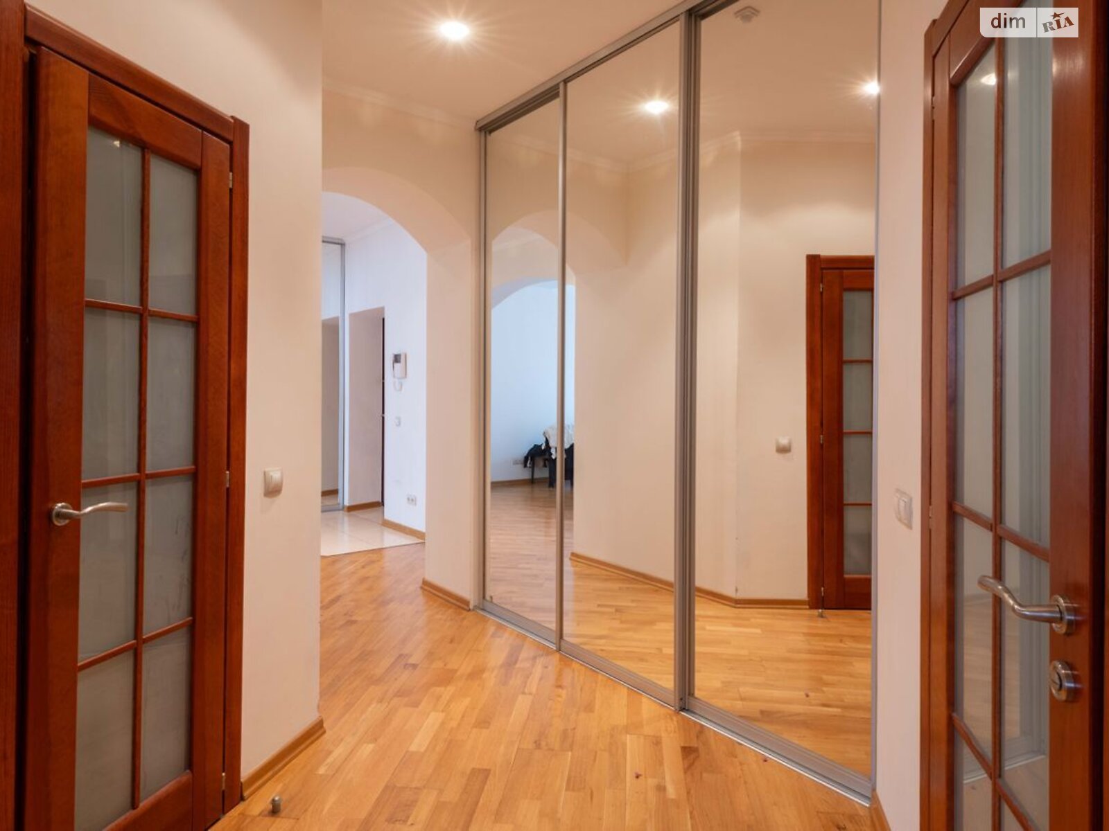 Продаж двокімнатної квартири в Києві, на просп. Володимира Івасюка 6Б корпус 2, район undefined фото 1