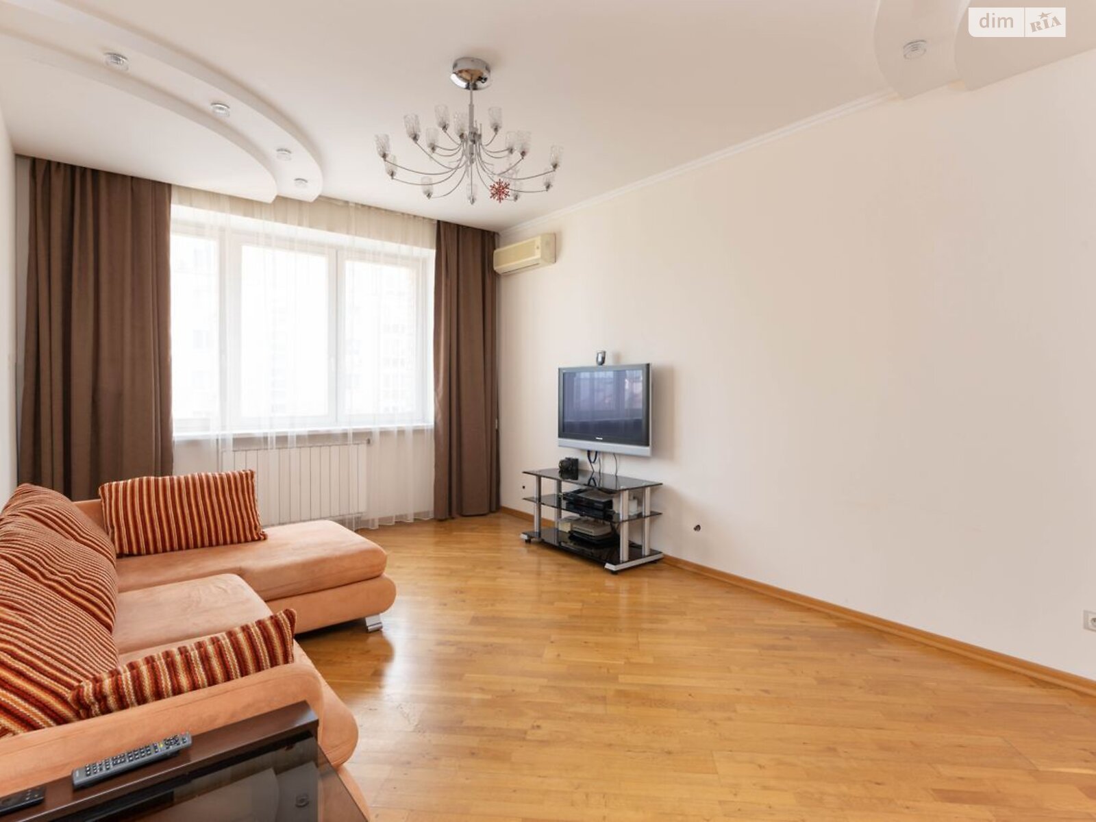 Продаж двокімнатної квартири в Києві, на просп. Володимира Івасюка 6Б корпус 2, район undefined фото 1