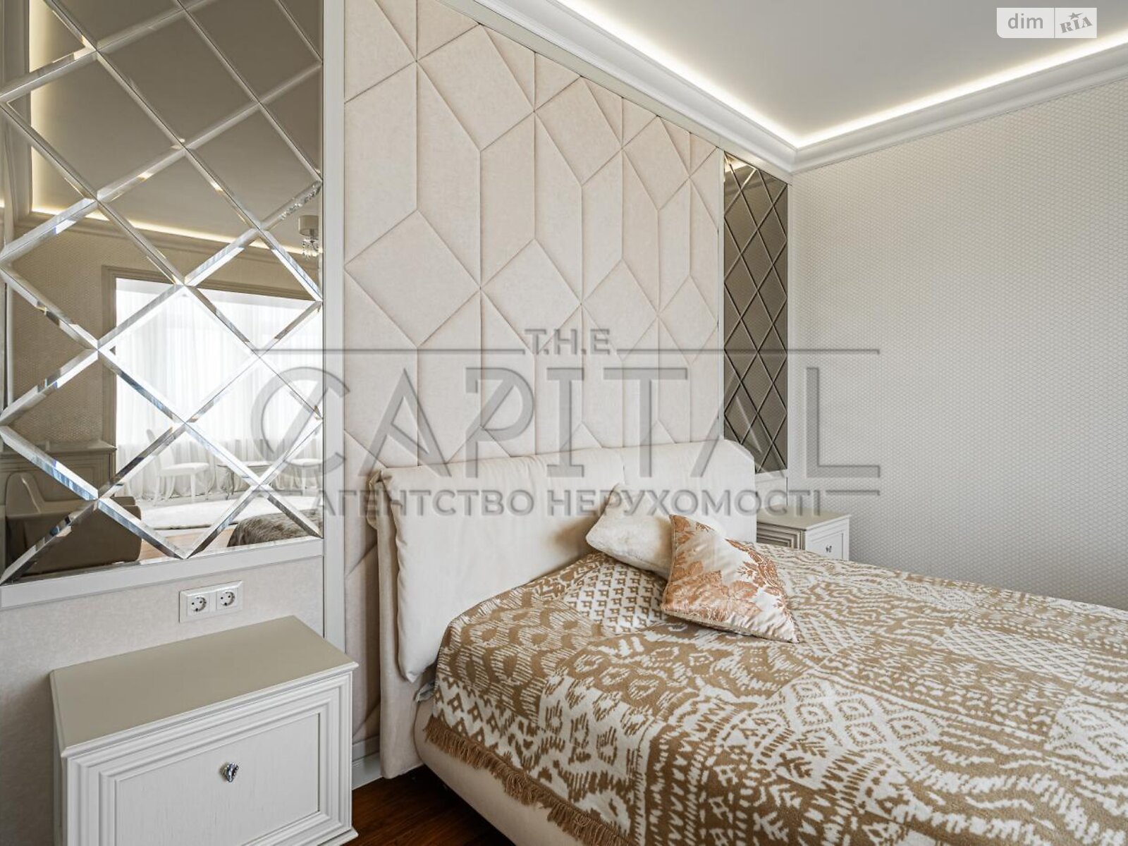 Продажа четырехкомнатной квартиры в Киеве, на просп. Владимира Ивасюка, район Оболонь фото 1 Продажа четырехкомнатной квартиры в Киеве, на просп. Владимира Ивасюка, район Оболонь фото 1