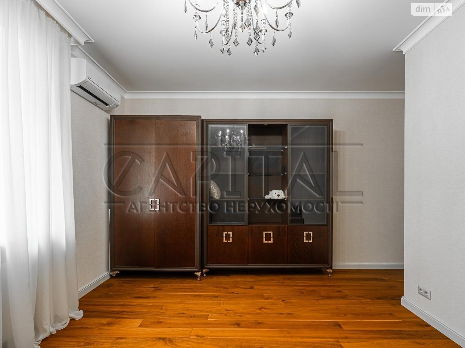 Продажа четырехкомнатной квартиры в Киеве, на просп. Владимира Ивасюка, район Оболонь фото 1 Продажа четырехкомнатной квартиры в Киеве, на просп. Владимира Ивасюка, район Оболонь фото 1