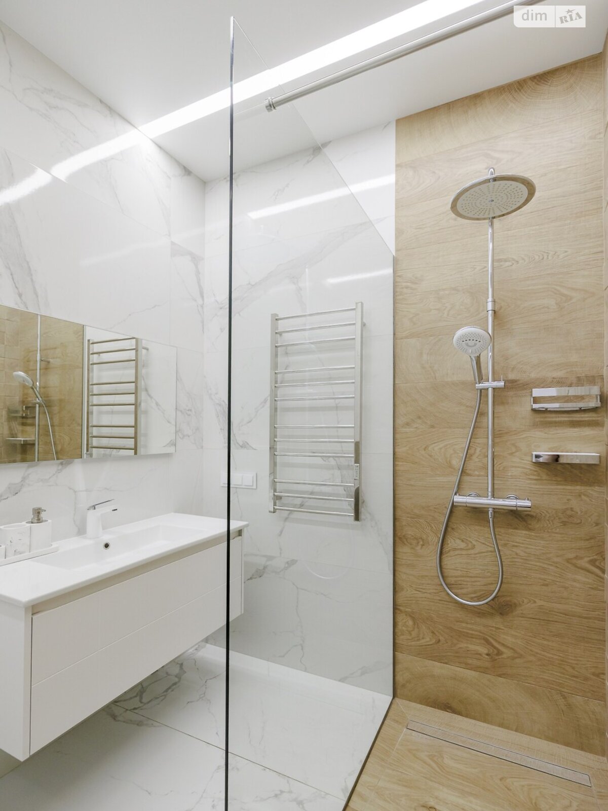 Продаж однокімнатної квартири в Києві, на просп. Володимира Івасюка 4А, район undefined фото 1