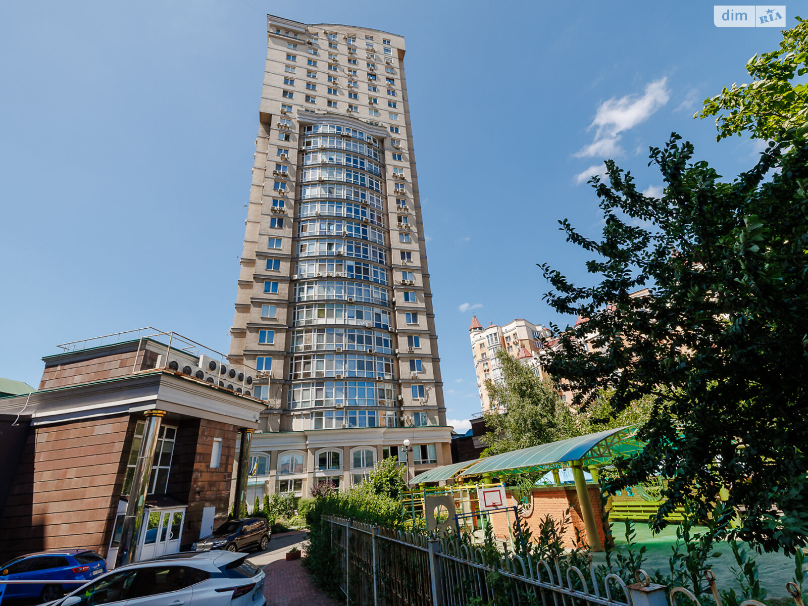 Продаж однокімнатної квартири в Києві, на просп. Володимира Івасюка 4А, район undefined фото 1