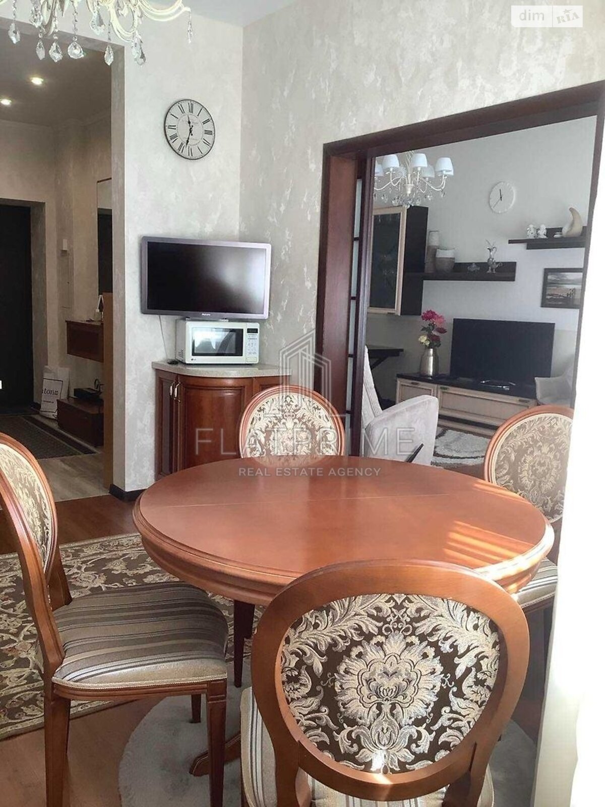 Продажа трехкомнатной квартиры в Киеве, на просп. Владимира Ивасюка 6, район Оболонь фото 1