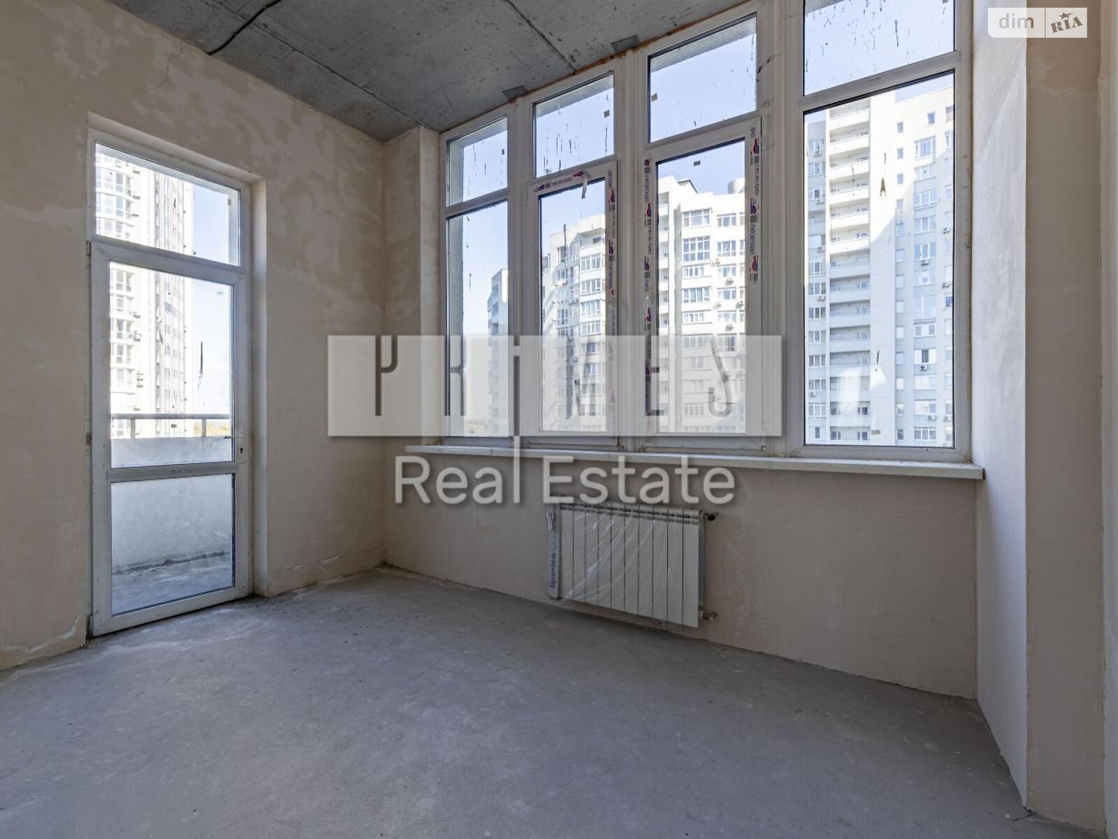 Продажа трехкомнатной квартиры в Киеве, на просп. Владимира Ивасюка 2Д, район Оболонь фото 1