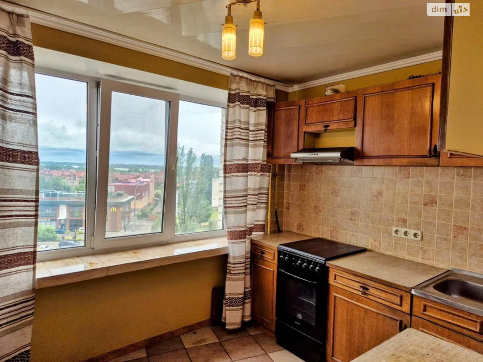 Продажа четырехкомнатной квартиры в Киеве, на просп. Владимира Ивасюка 15, район Оболонь фото 1 Продажа четырехкомнатной квартиры в Киеве, на просп. Владимира Ивасюка 15, район Оболонь фото 1