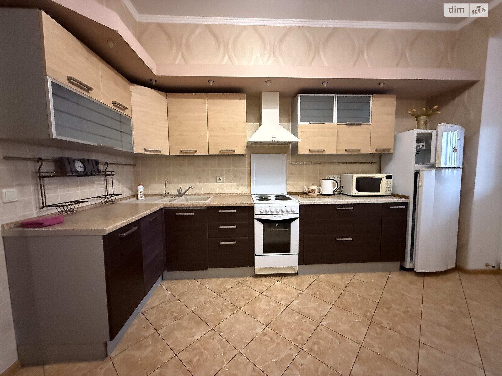 Продажа трехкомнатной квартиры в Киеве, на просп. Владимира Ивасюка 6 корпус 5, район Оболонь фото 1 Продажа трехкомнатной квартиры в Киеве, на просп. Владимира Ивасюка 6 корпус 5, район Оболонь фото 1