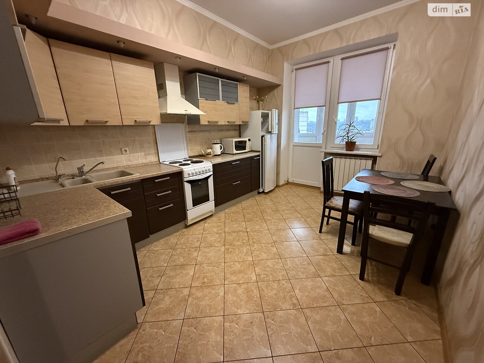 Продажа трехкомнатной квартиры в Киеве, на просп. Владимира Ивасюка 6 корпус 5, район Оболонь фото 1 Продажа трехкомнатной квартиры в Киеве, на просп. Владимира Ивасюка 6 корпус 5, район Оболонь фото 1