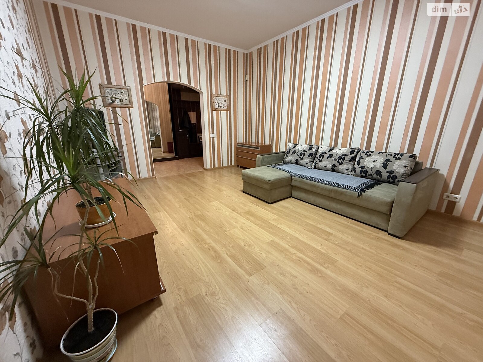 Продажа трехкомнатной квартиры в Киеве, на просп. Владимира Ивасюка 6 корпус 5, район Оболонь фото 1 Продажа трехкомнатной квартиры в Киеве, на просп. Владимира Ивасюка 6 корпус 5, район Оболонь фото 1