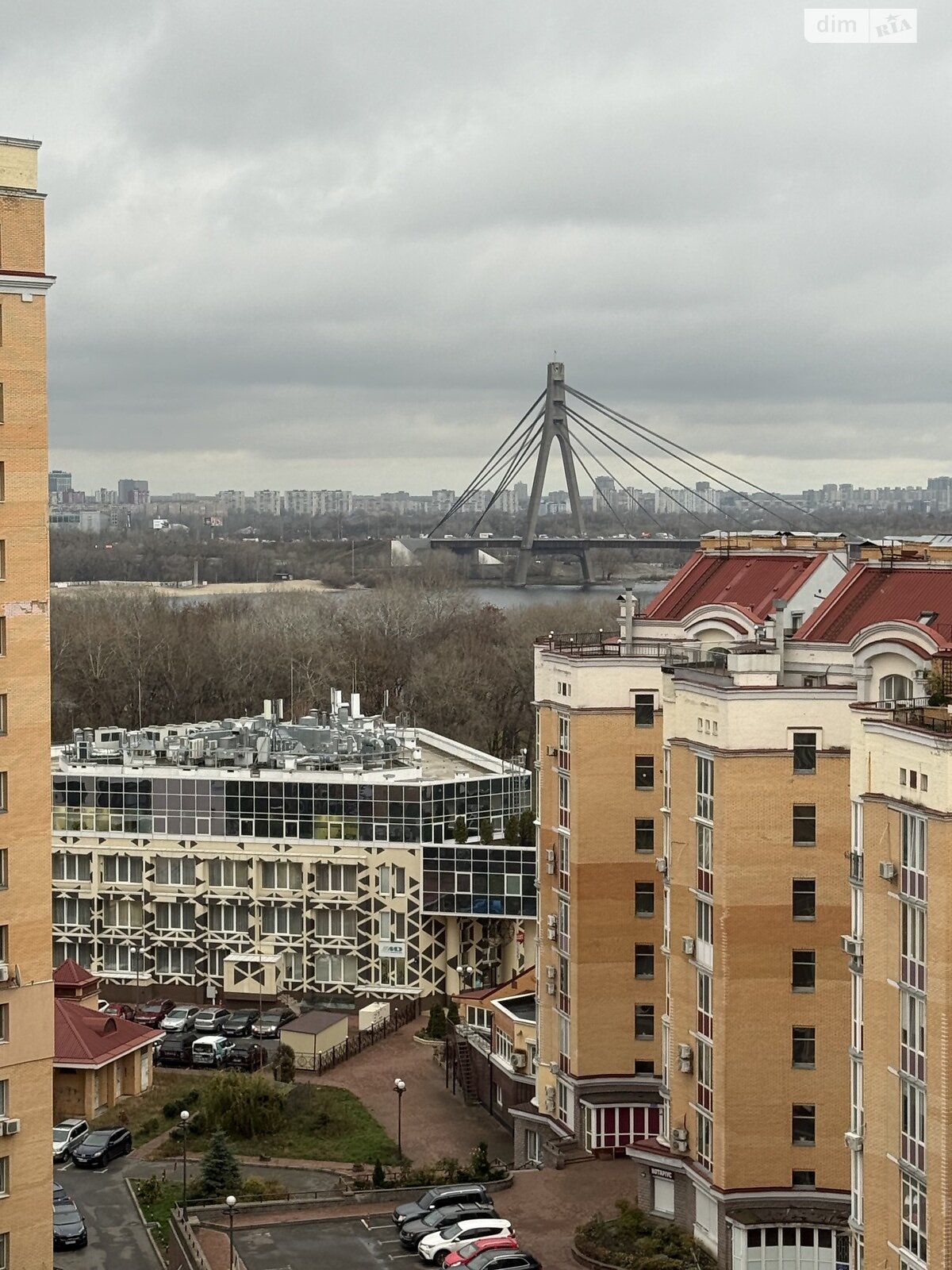 Продажа трехкомнатной квартиры в Киеве, на просп. Владимира Ивасюка 6 корпус 5, район Оболонь фото 1 Продажа трехкомнатной квартиры в Киеве, на просп. Владимира Ивасюка 6 корпус 5, район Оболонь фото 1