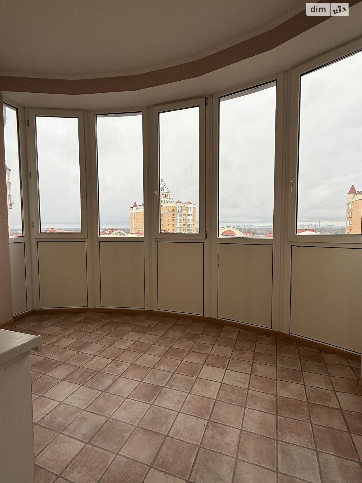 Продажа трехкомнатной квартиры в Киеве, на просп. Владимира Ивасюка 6 корпус 5, район Оболонь фото 1 Продажа трехкомнатной квартиры в Киеве, на просп. Владимира Ивасюка 6 корпус 5, район Оболонь фото 1