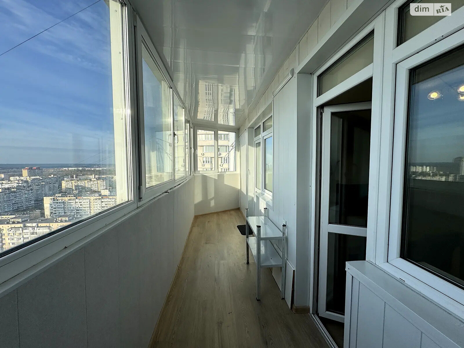 Продажа трехкомнатной квартиры в Киеве, на просп. Владимира Ивасюка 53Б, район Оболонь фото 1