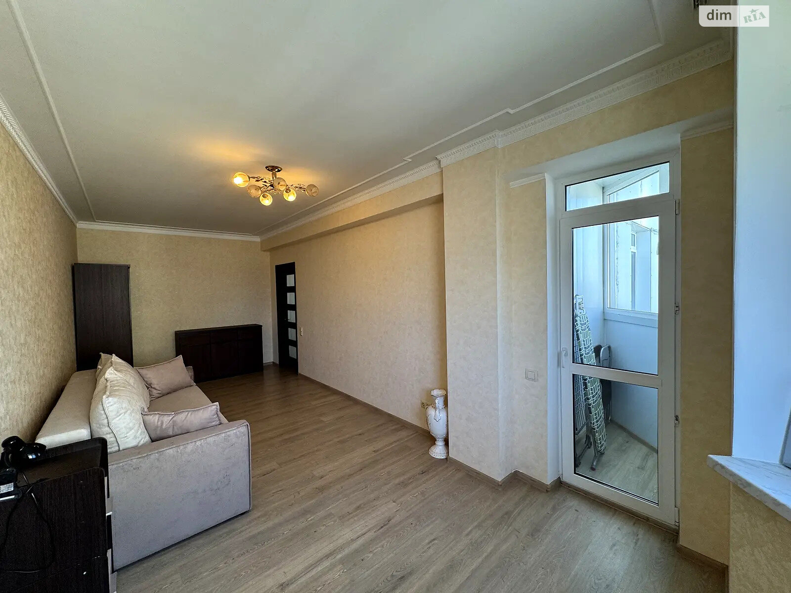 Продажа трехкомнатной квартиры в Киеве, на просп. Владимира Ивасюка 53Б, район Оболонь фото 1