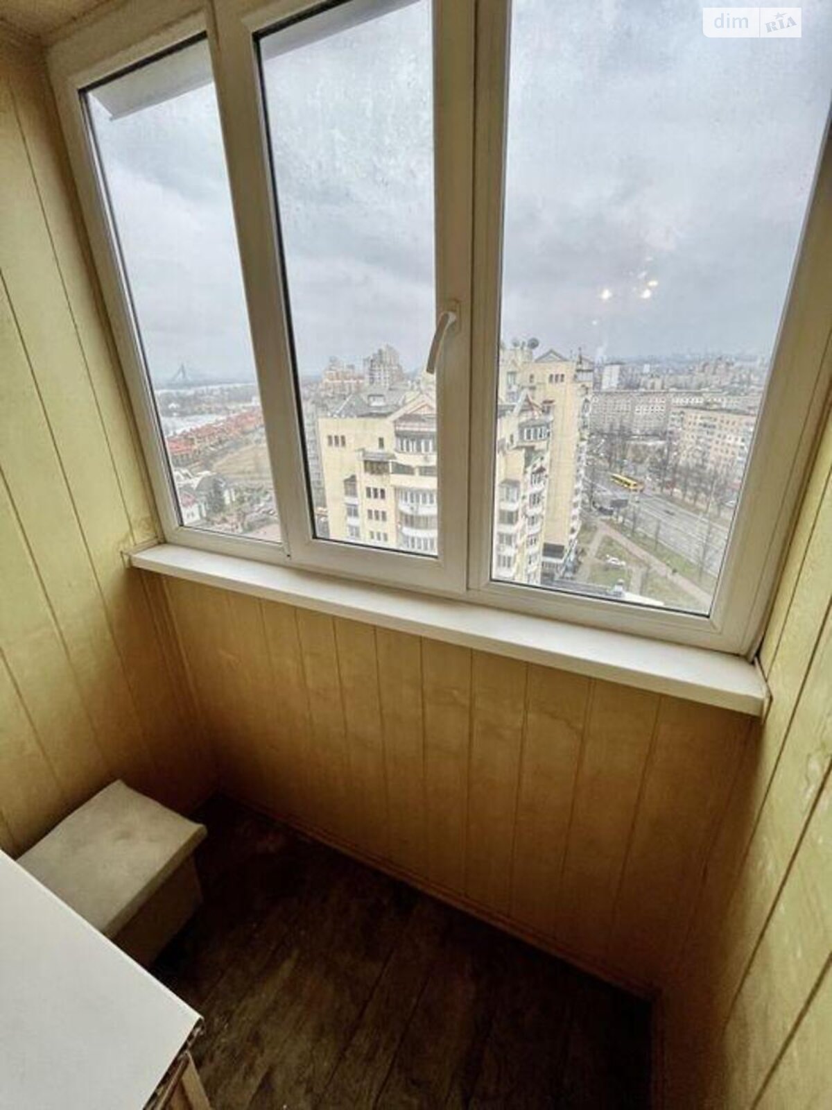 Продажа трехкомнатной квартиры в Киеве, на просп. Владимира Ивасюка 16Б, район Оболонь фото 1