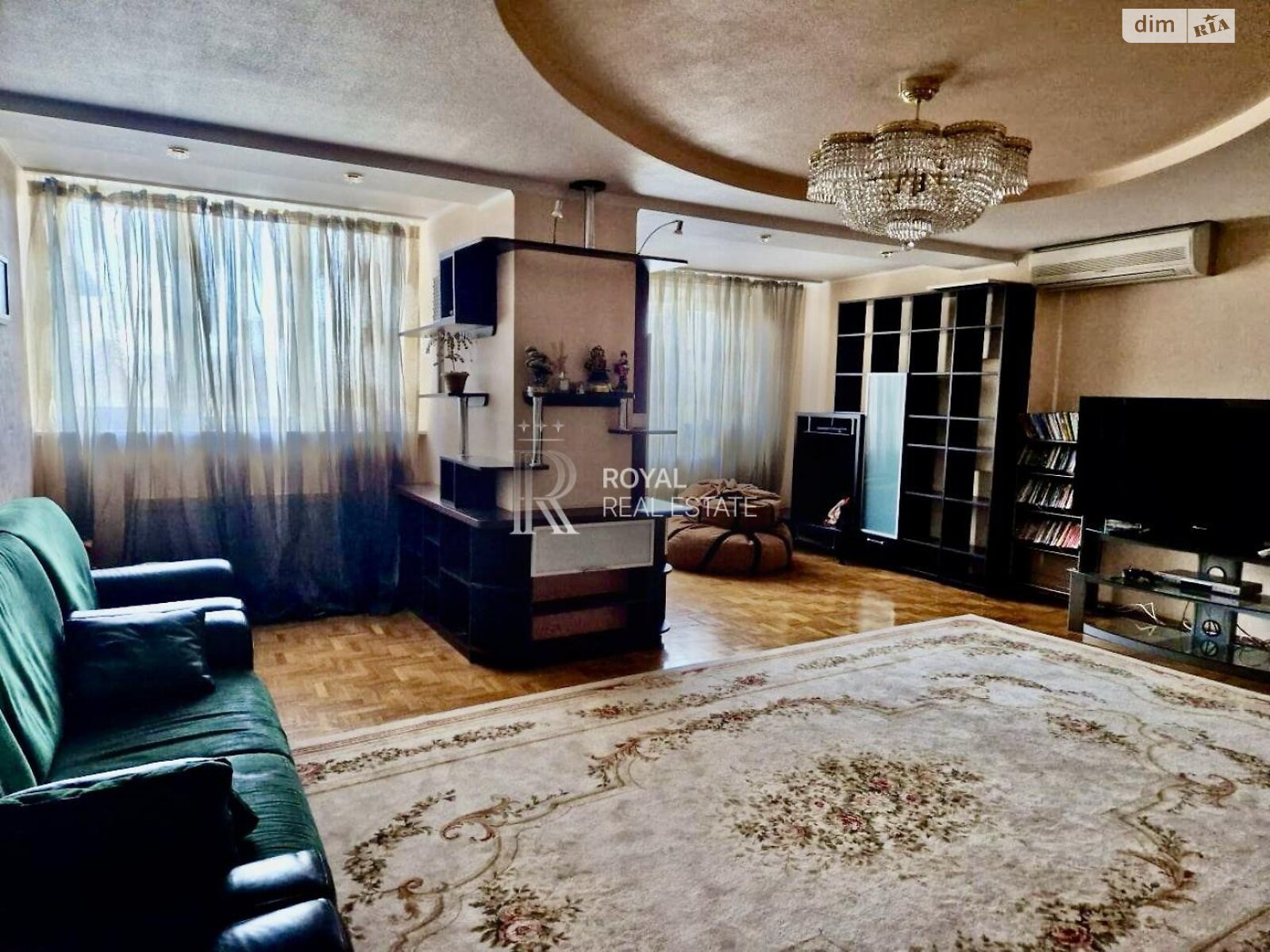 Продажа четырехкомнатной квартиры в Киеве, на просп. Владимира Ивасюка 14, район Оболонь фото 1 Продажа четырехкомнатной квартиры в Киеве, на просп. Владимира Ивасюка 14, район Оболонь фото 1