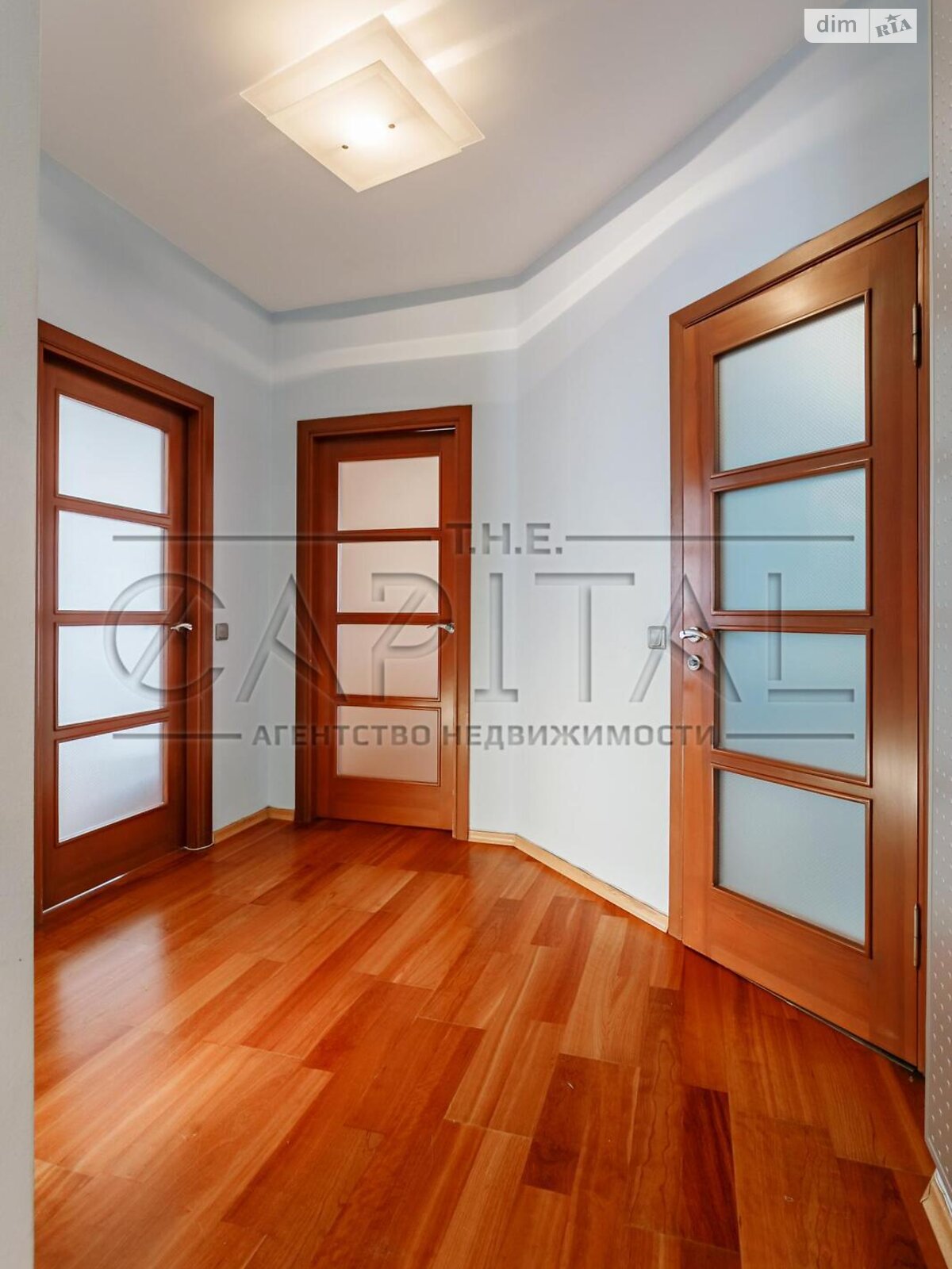 Продажа четырехкомнатной квартиры в Киеве, на просп. Владимира Ивасюка 24, район Оболонь фото 1 Продажа четырехкомнатной квартиры в Киеве, на просп. Владимира Ивасюка 24, район Оболонь фото 1