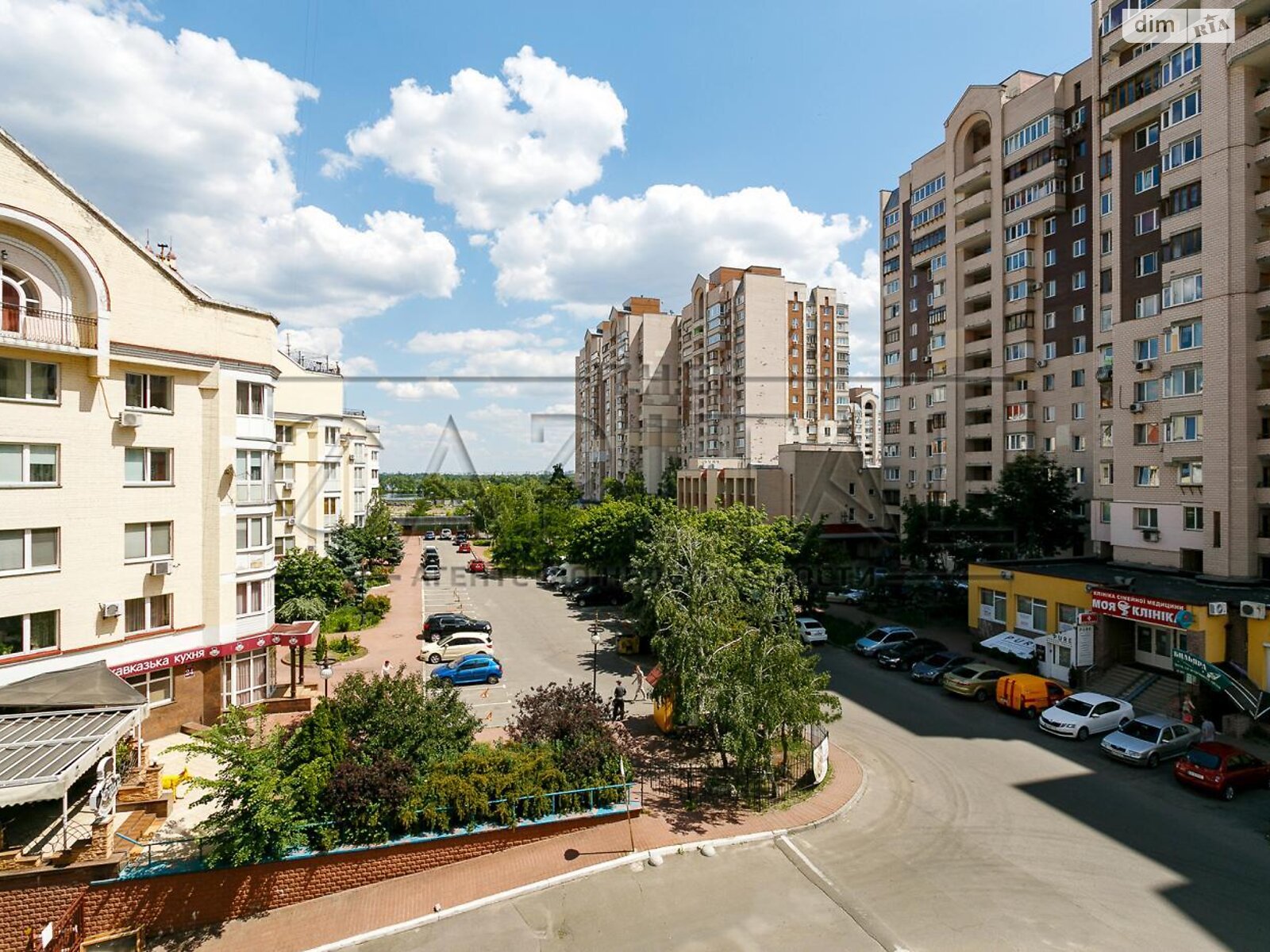 Продажа четырехкомнатной квартиры в Киеве, на просп. Владимира Ивасюка 24, район Оболонь фото 1 Продажа четырехкомнатной квартиры в Киеве, на просп. Владимира Ивасюка 24, район Оболонь фото 1