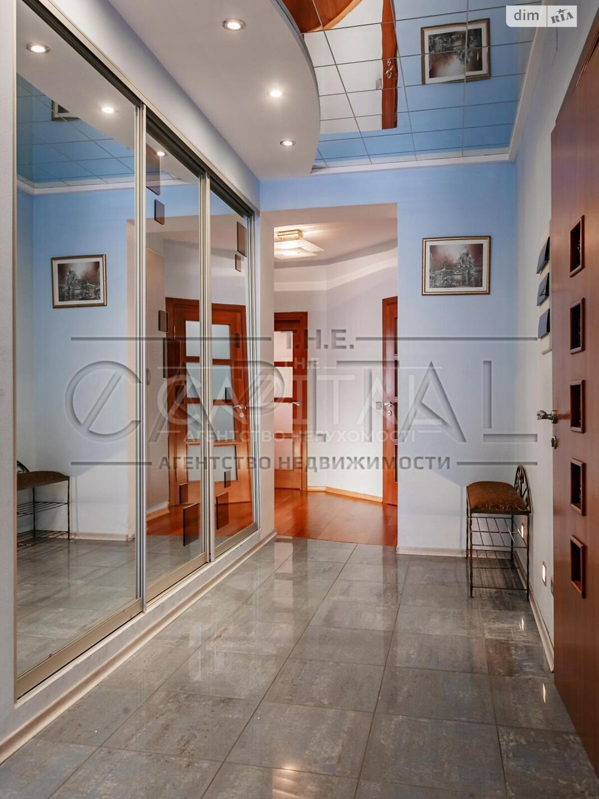 Продажа четырехкомнатной квартиры в Киеве, на просп. Владимира Ивасюка 24, район Оболонь фото 1