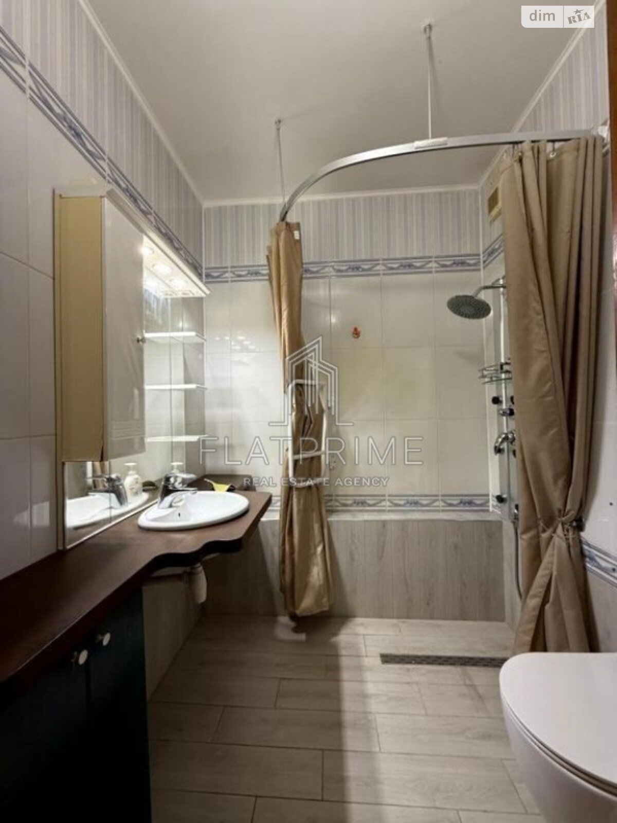 Продажа трехкомнатной квартиры в Киеве, на ул. Зои Гайдай 2, район Оболонь фото 1 Продажа трехкомнатной квартиры в Киеве, на ул. Зои Гайдай 2, район Оболонь фото 1