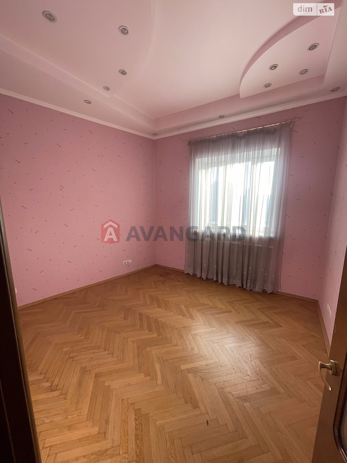 Продажа трехкомнатной квартиры в Киеве, на ул. Автозаводская 99/4, район Оболонский фото 1