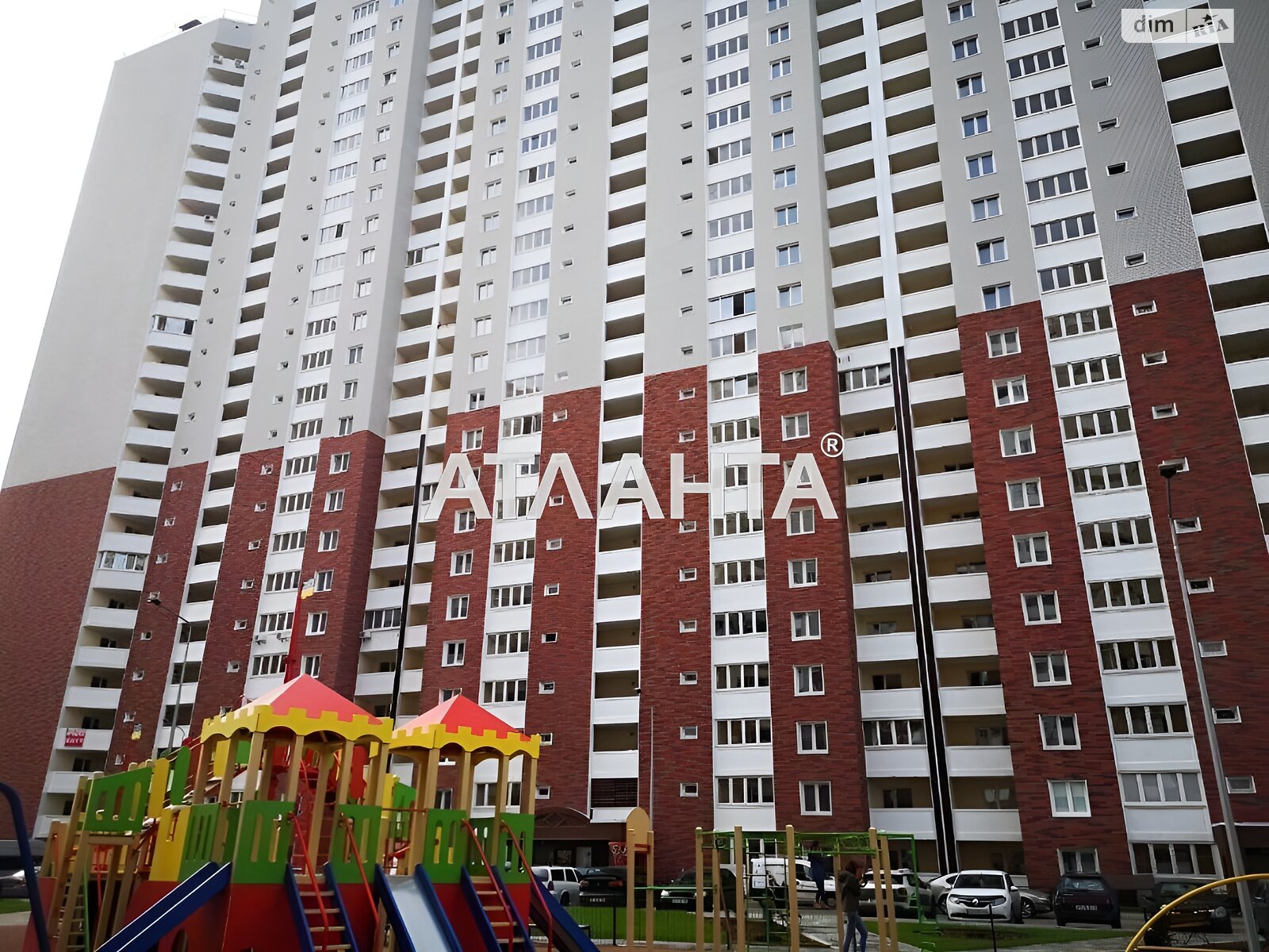 Продаж трикімнатної квартири в Києві, на пров. Балтійський, район Оболонський фото 3 Продаж трикімнатної квартири в Києві, на пров. Балтійський, район Оболонський фото 3