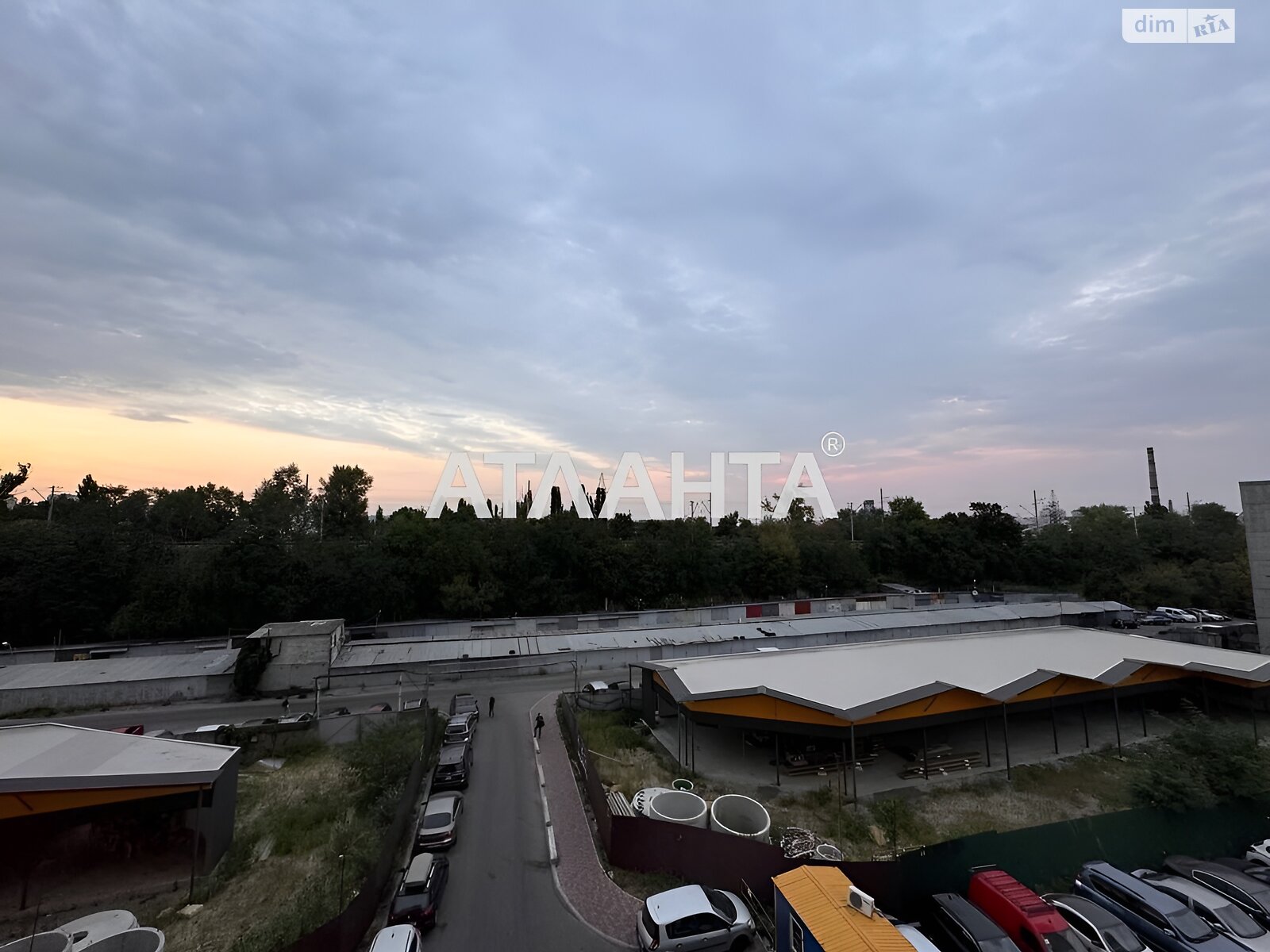 Продаж трикімнатної квартири в Києві, на пров. Балтійський, район Оболонський фото 3 Продаж трикімнатної квартири в Києві, на пров. Балтійський, район Оболонський фото 3