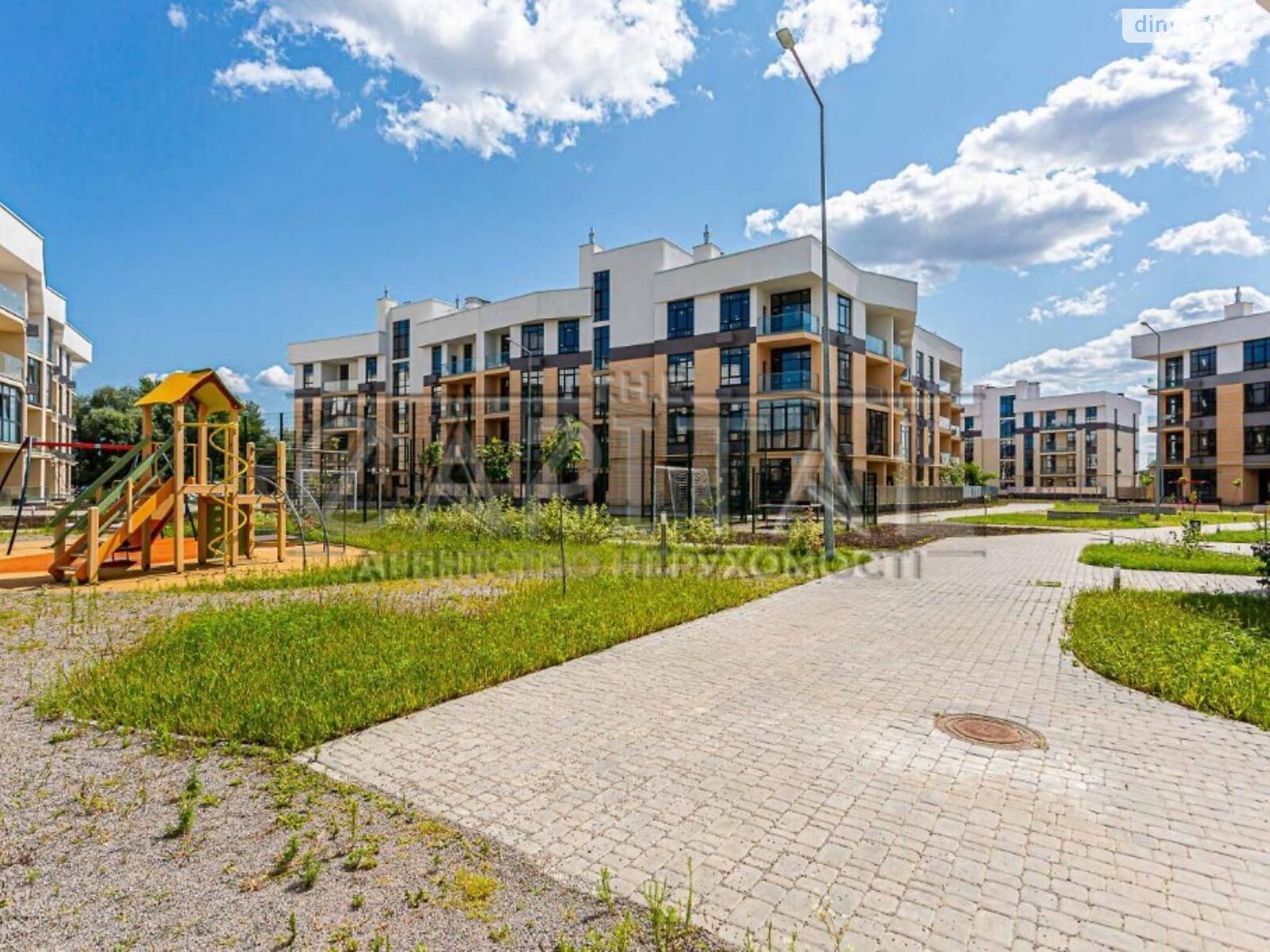 Продаж двокімнатної квартири в Києві, на вул. Богатирська 32, район Оболонський фото 1 Продаж двокімнатної квартири в Києві, на вул. Богатирська 32, район Оболонський фото 1