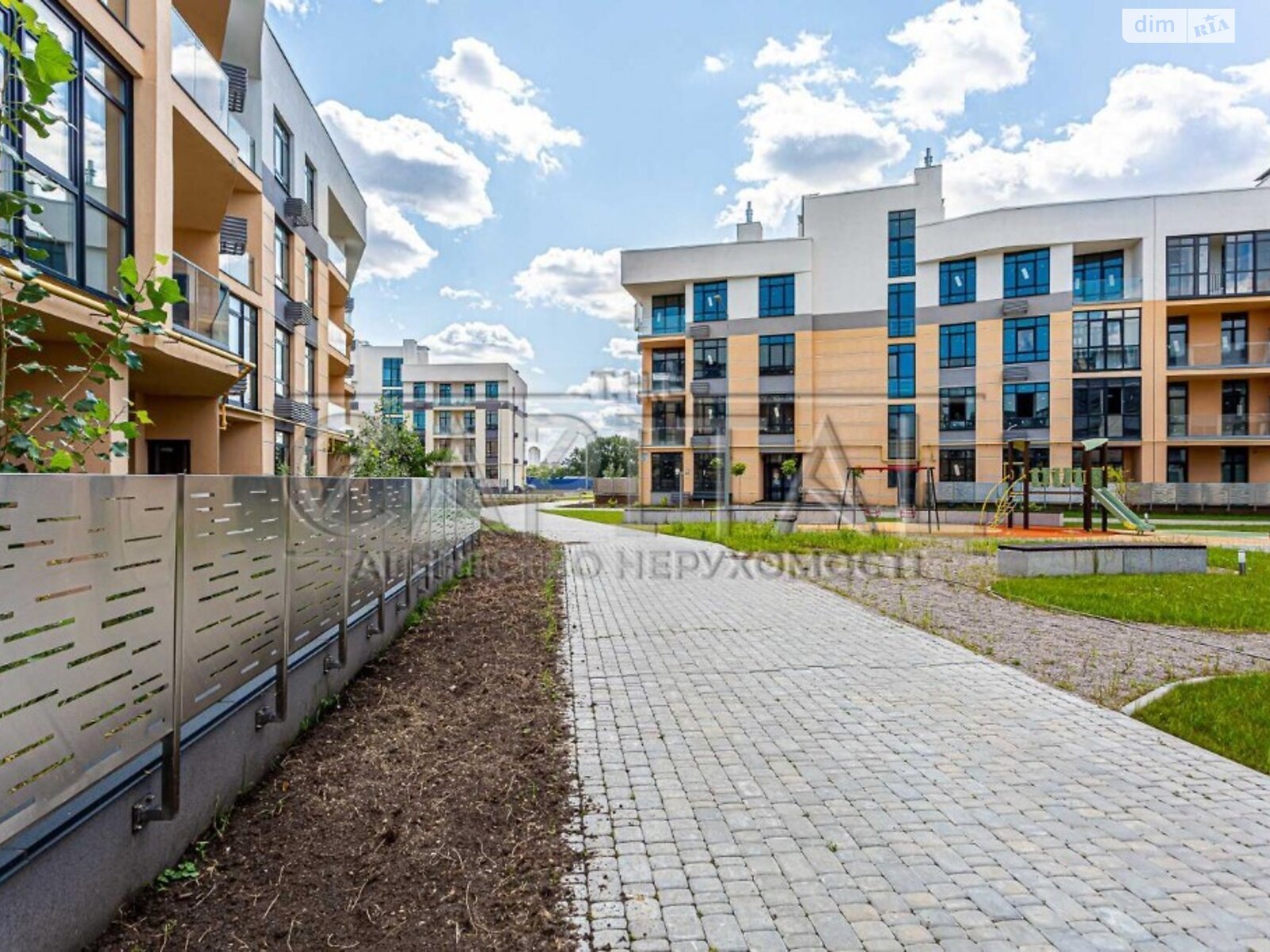Продаж двокімнатної квартири в Києві, на вул. Богатирська 32, район Оболонський фото 1 Продаж двокімнатної квартири в Києві, на вул. Богатирська 32, район Оболонський фото 1