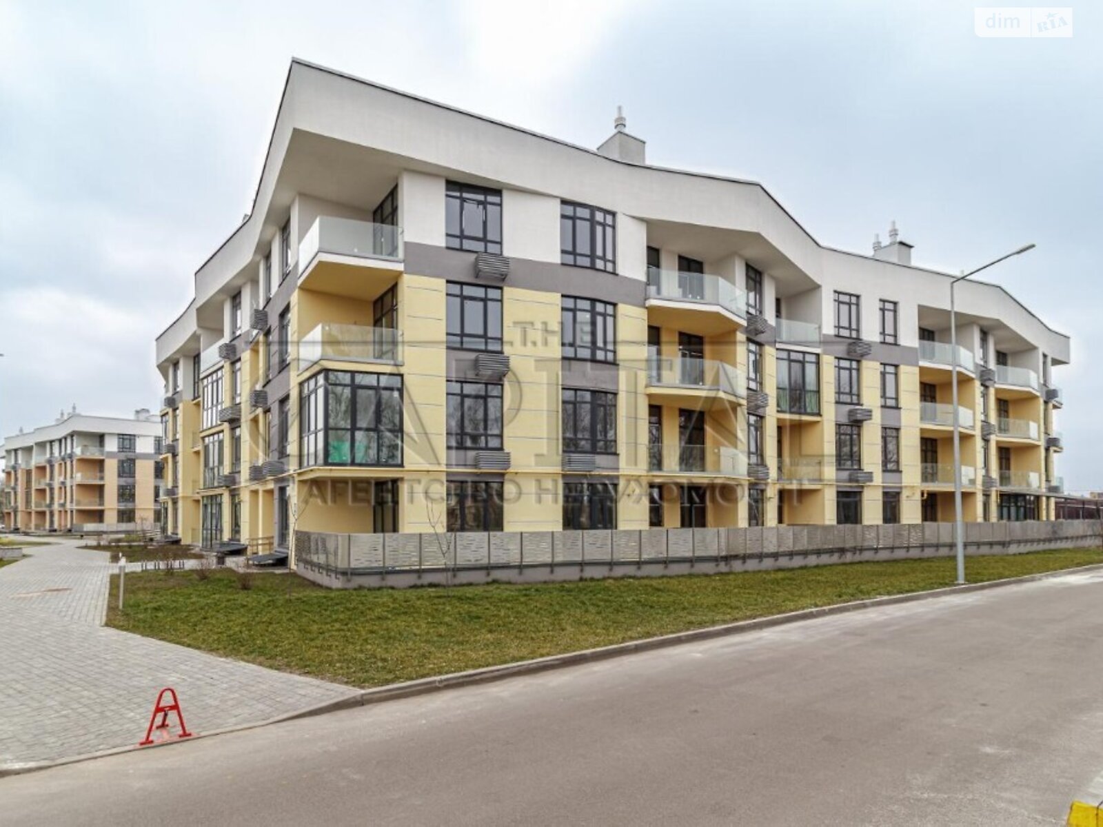 Продаж трикімнатної квартири в Києві, на вул. Дубищанська 8, район Оболонський фото 1 Продаж трикімнатної квартири в Києві, на вул. Дубищанська 8, район Оболонський фото 1