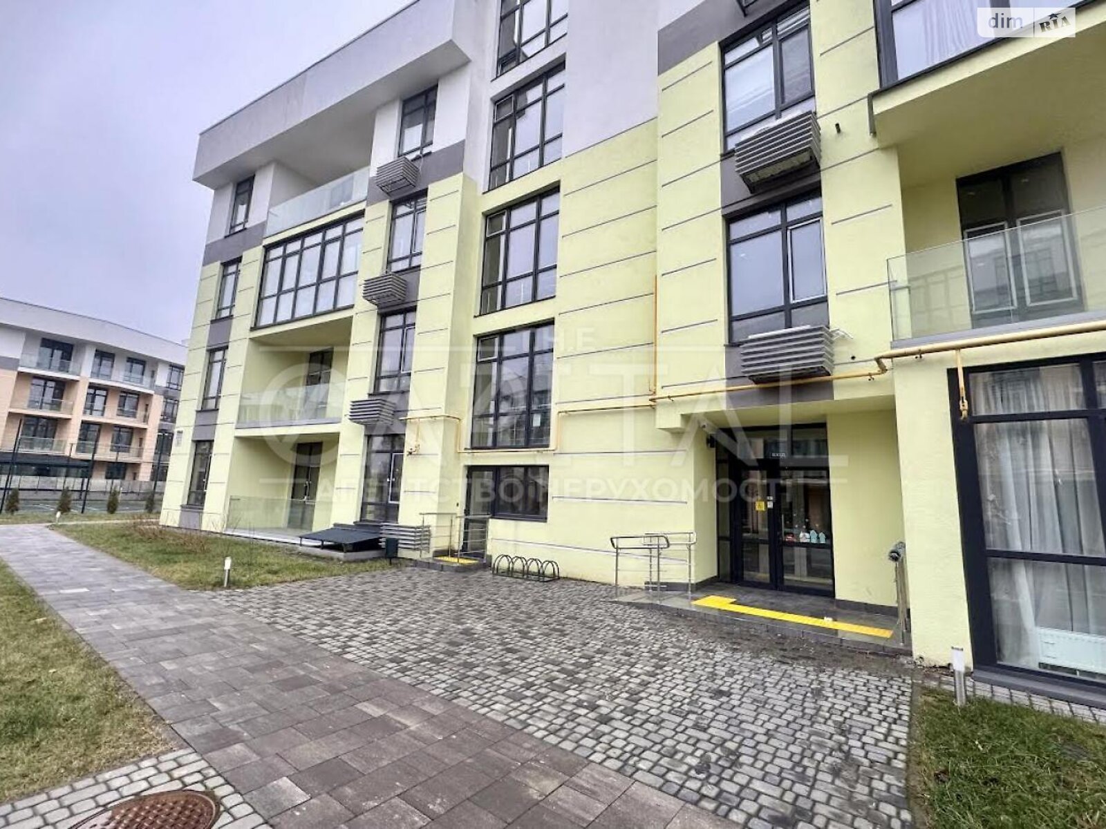 Продажа трехкомнатной квартиры в Киеве, на ул. Дубищанская 5, район Оболонский фото 1 Продажа трехкомнатной квартиры в Киеве, на ул. Дубищанская 5, район Оболонский фото 1