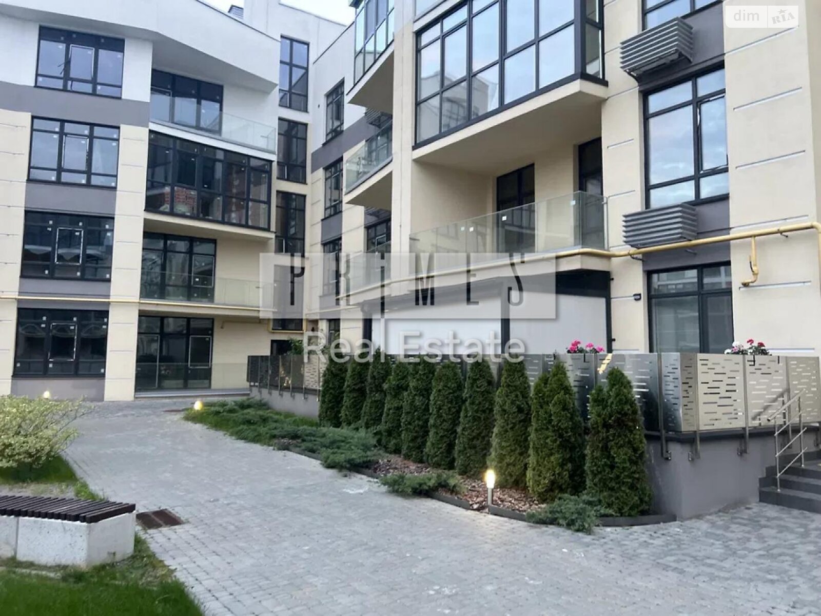 Продаж п`ятикімнатної квартири в Києві, на вул. Дубищанська 4, район Оболонський фото 1 Продаж п`ятикімнатної квартири в Києві, на вул. Дубищанська 4, район Оболонський фото 1