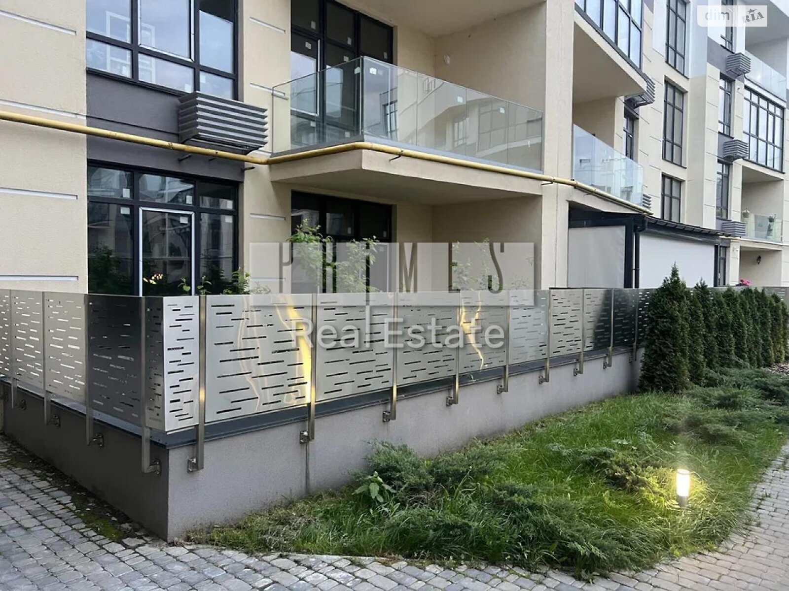 Продаж п`ятикімнатної квартири в Києві, на вул. Дубищанська 4, район Оболонський фото 1 Продаж п`ятикімнатної квартири в Києві, на вул. Дубищанська 4, район Оболонський фото 1