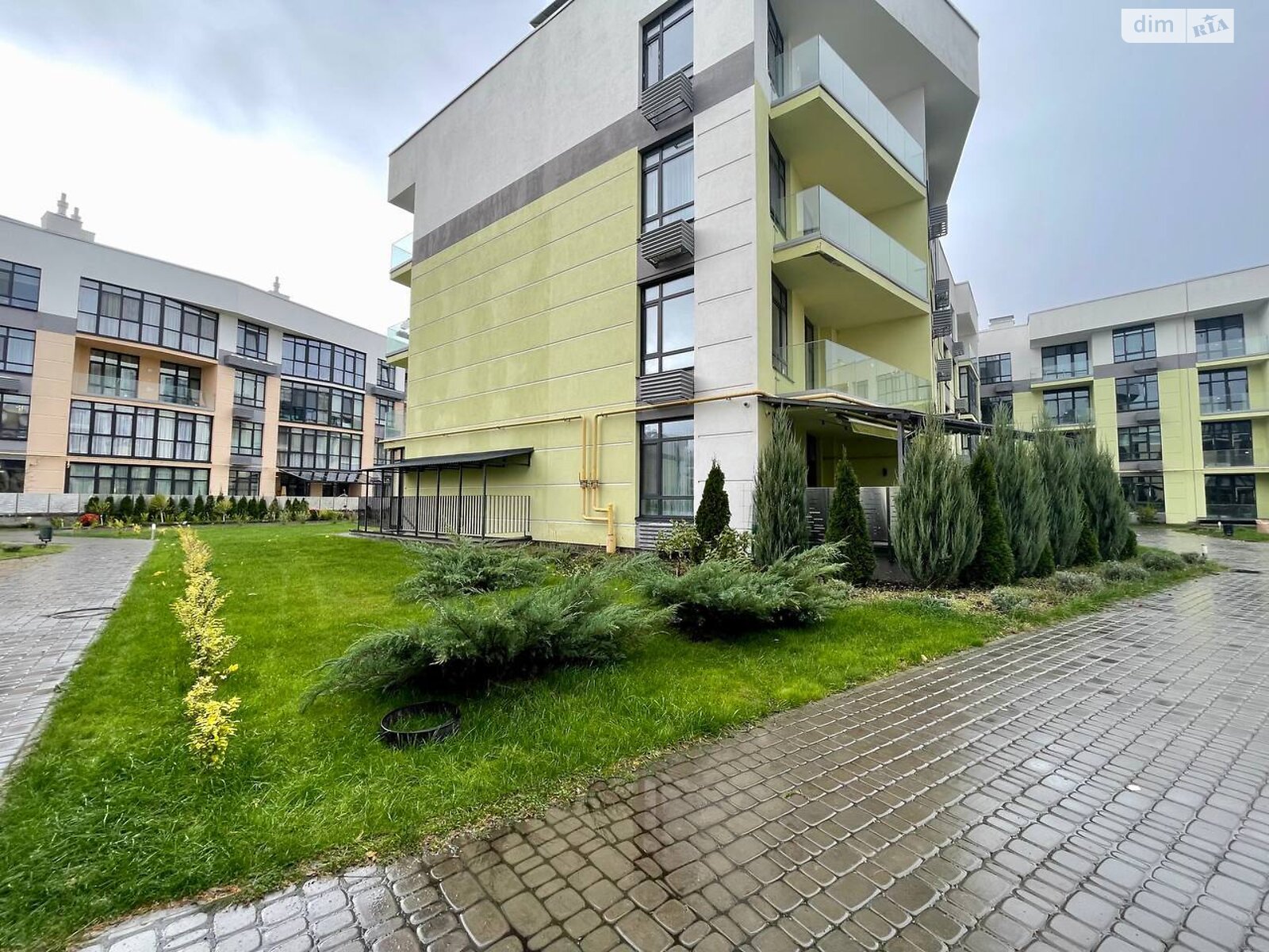 Продаж двокімнатної квартири в Києві, на вул. Дубищанська 10, район Оболонський фото 1