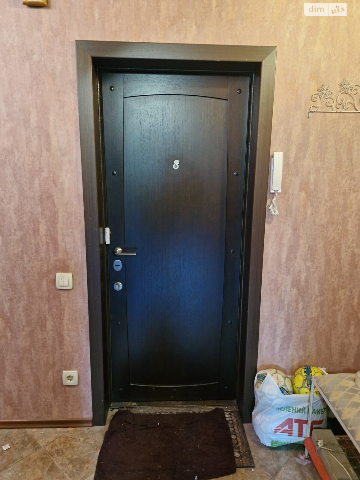 Продажа однокомнатной квартиры в Киеве, на ул. Иорданская 5А, район Оболонский фото 1 Продажа однокомнатной квартиры в Киеве, на ул. Иорданская 5А, район Оболонский фото 1