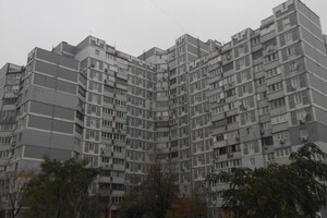 Продажа трехкомнатной квартиры в Киеве, на ул. Иорданская 1А, район Оболонский фото 2
